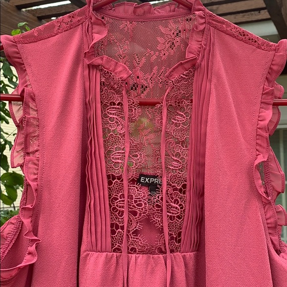 Express Top - Picture 3 of 6